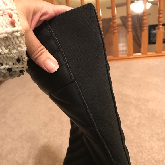 Torrid Quilted Black Heeled Boots Size 11W - Picture 11 of 11